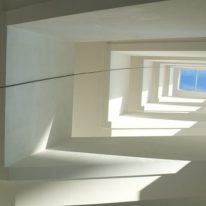Denmark: 350m2 of seamless plaster around a staircase